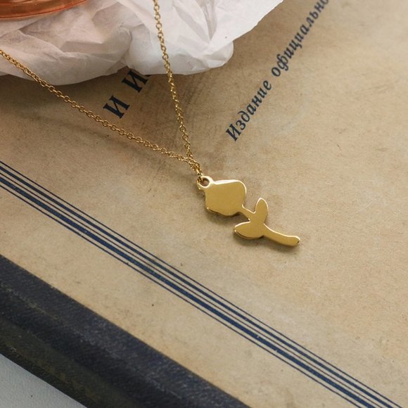 NEW 18K Gold Plated Rose Flower Pendant Necklace - Picture 8 of 10